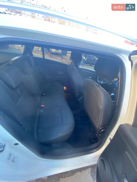 Универсал Renault Megane 2010 в Запорожье фото 12 Универсал Renault Megane 2010 в Запорожье