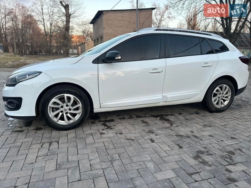 Универсал Renault Megane 2015 в Кривом Роге фото 12 Универсал Renault Megane 2015 в Кривом Роге