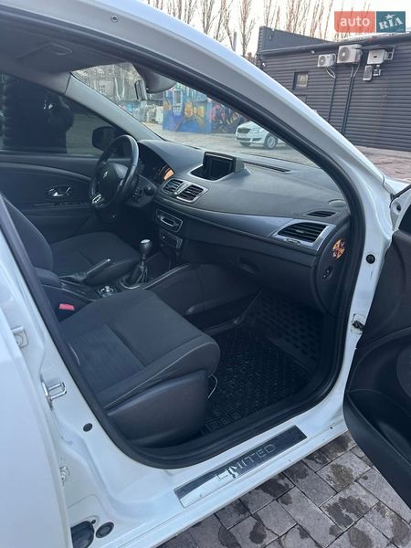 Универсал Renault Megane 2015 в Кривом Роге фото 36 Универсал Renault Megane 2015 в Кривом Роге