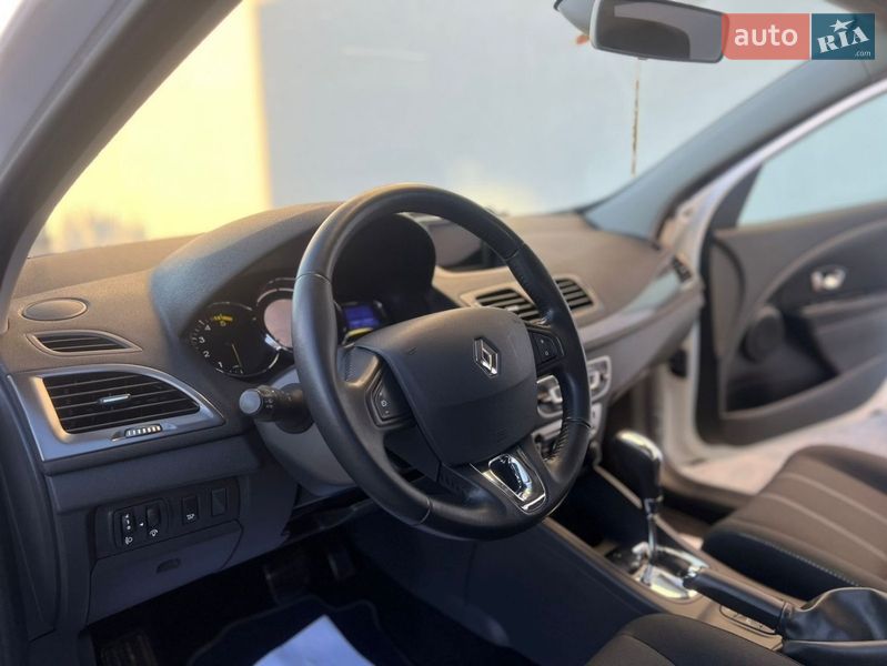 Универсал Renault Megane 2015 в Луцке фото 20 Универсал Renault Megane 2015 в Луцке