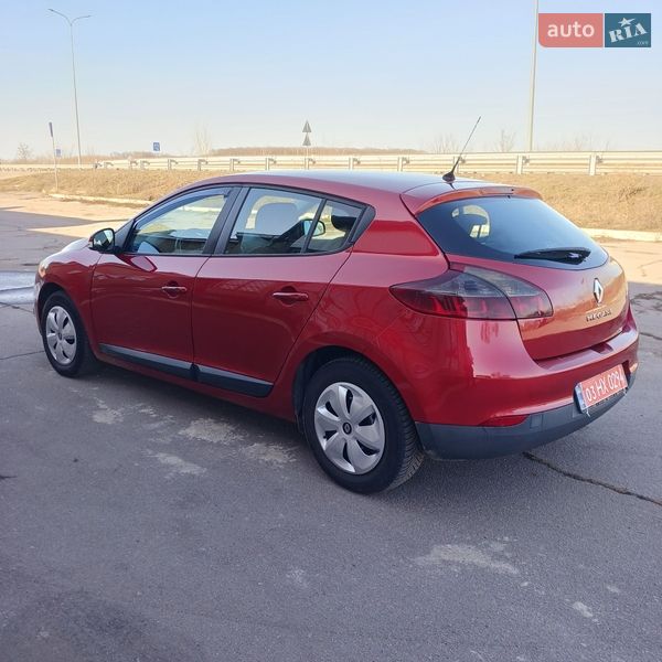 Хэтчбек Renault Megane 2009 в Хороле
