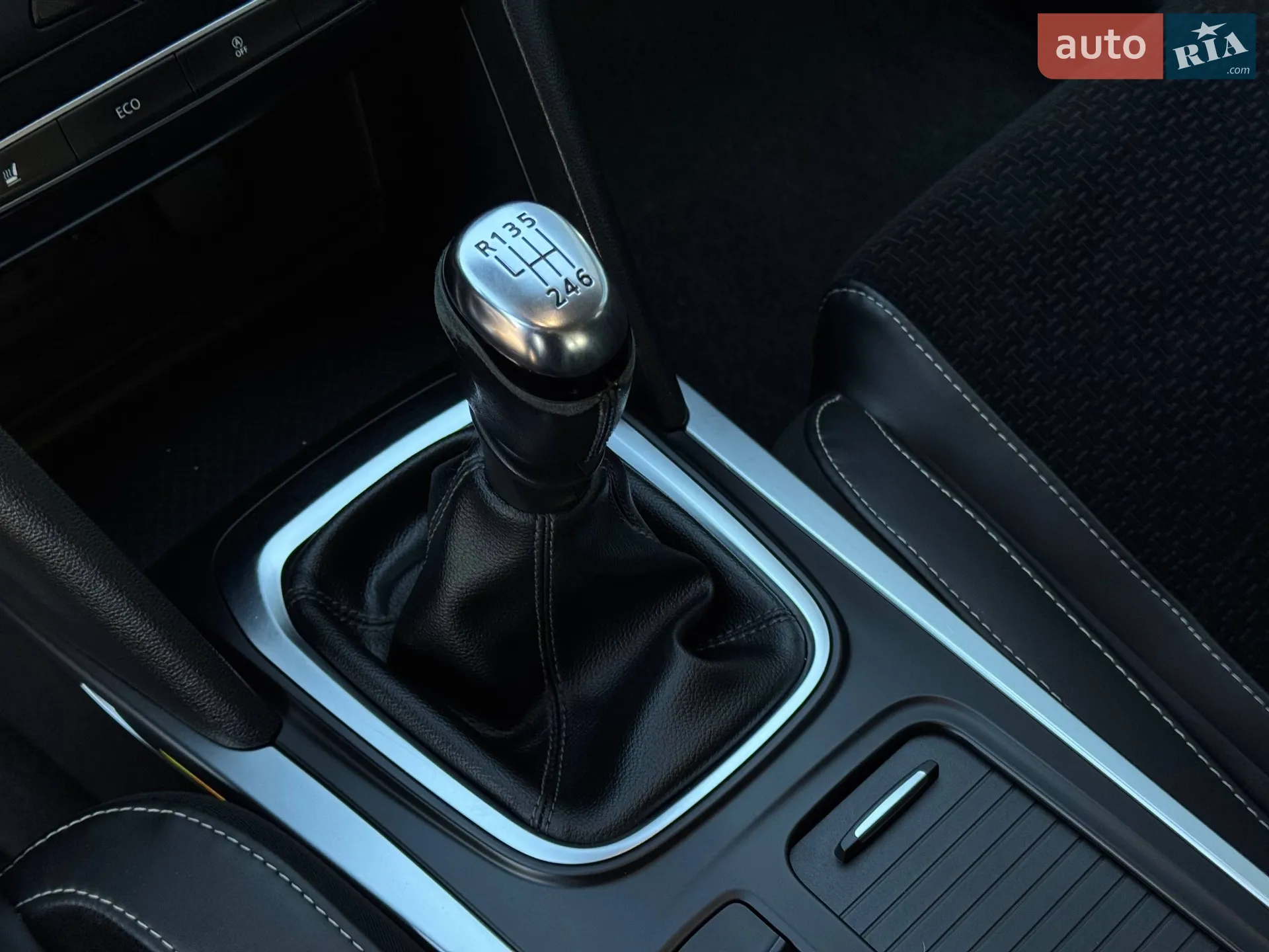 2016 Renault Megane - мініатюра 25
