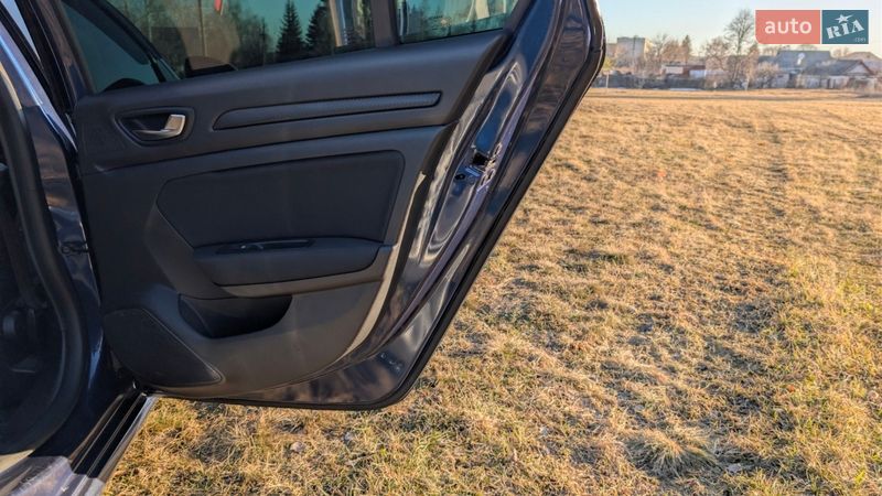 Универсал Renault Megane 2017 в Каменке фото 13 Универсал Renault Megane 2017 в Каменке