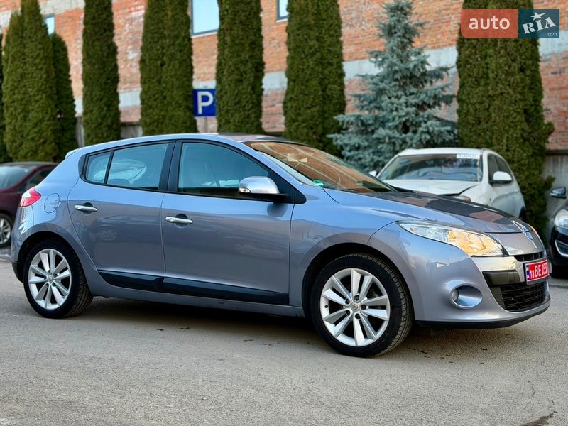 Хэтчбек Renault Megane 2010 в Ровно