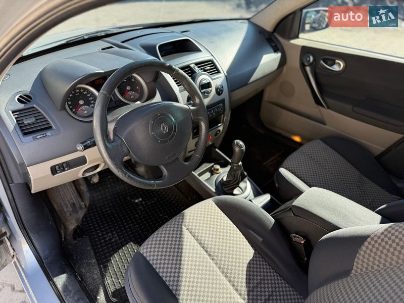 Хэтчбек Renault Megane 2005 в Киеве