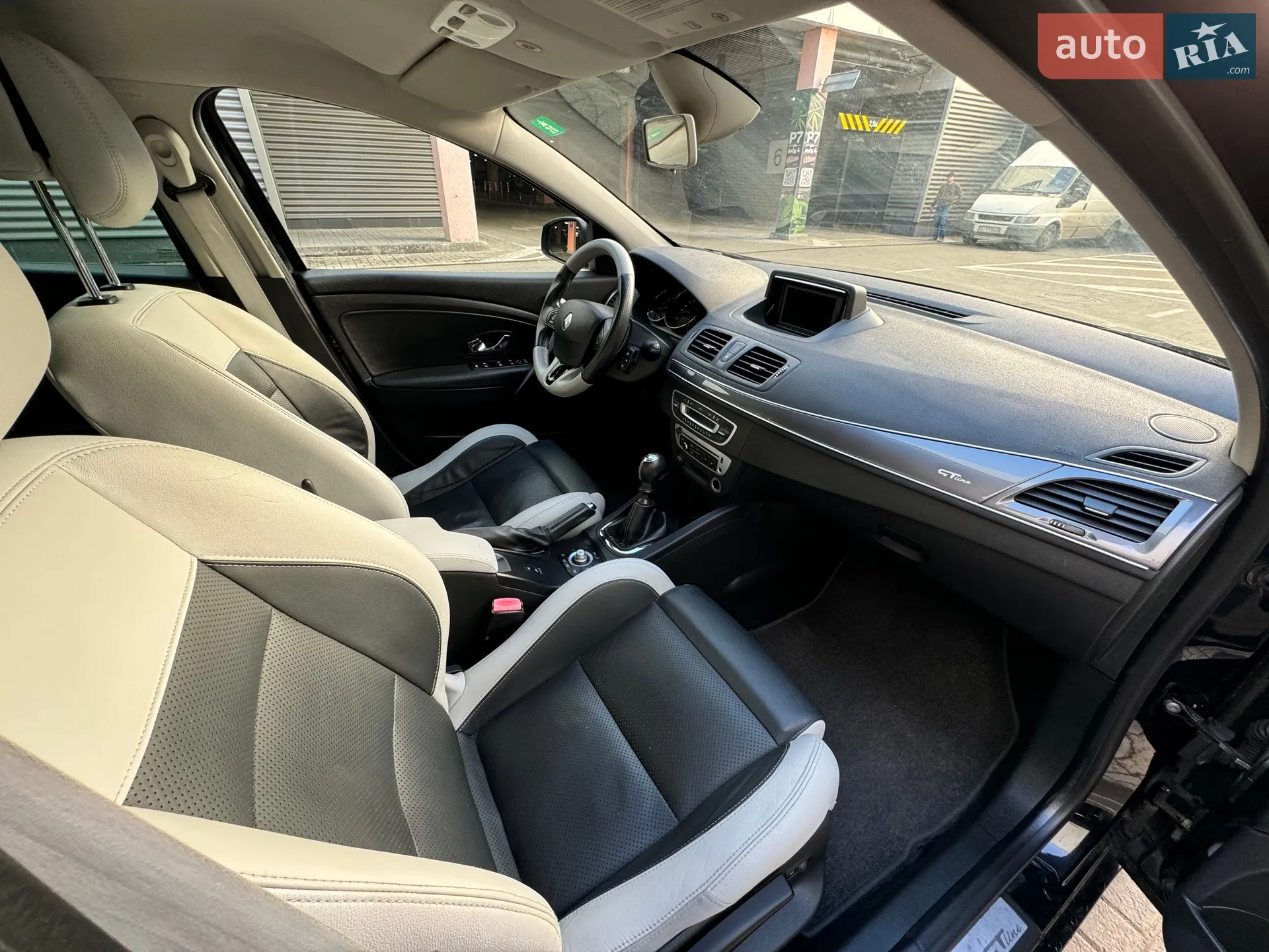 2012 Renault Megane - мініатюра 25