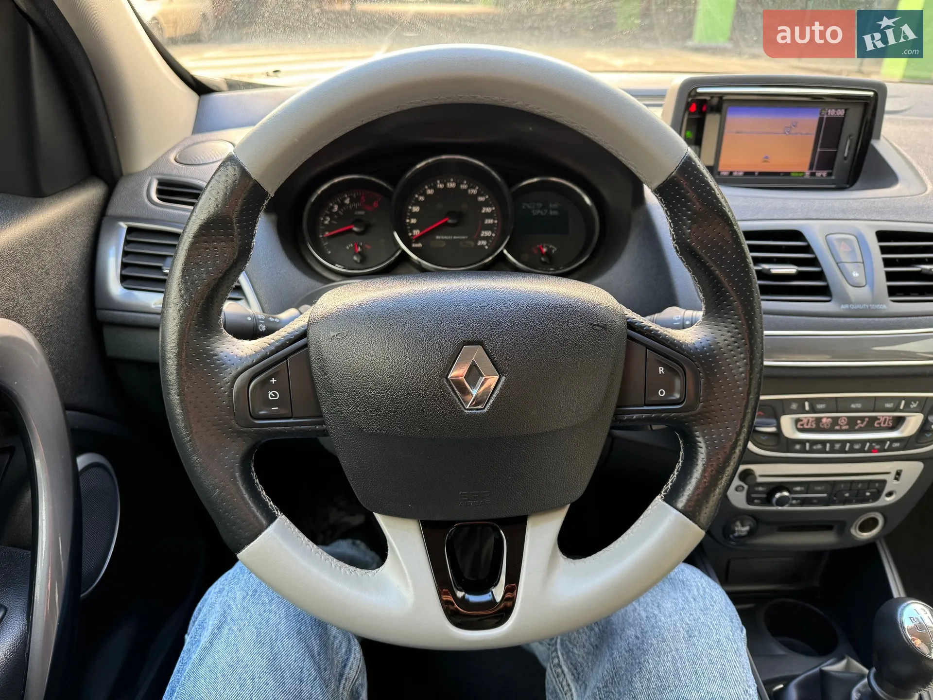2012 Renault Megane - мініатюра 30