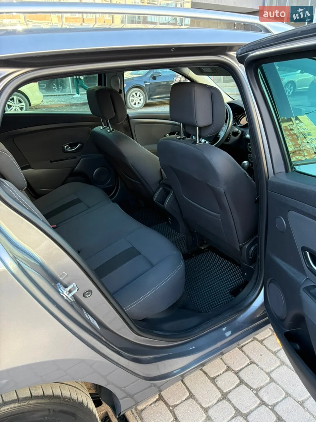 2010 Renault Megane - мініатюра 7