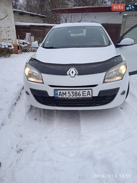 Хэтчбек Renault Megane 2011 в Звягеле фото 12 Хэтчбек Renault Megane 2011 в Звягеле
