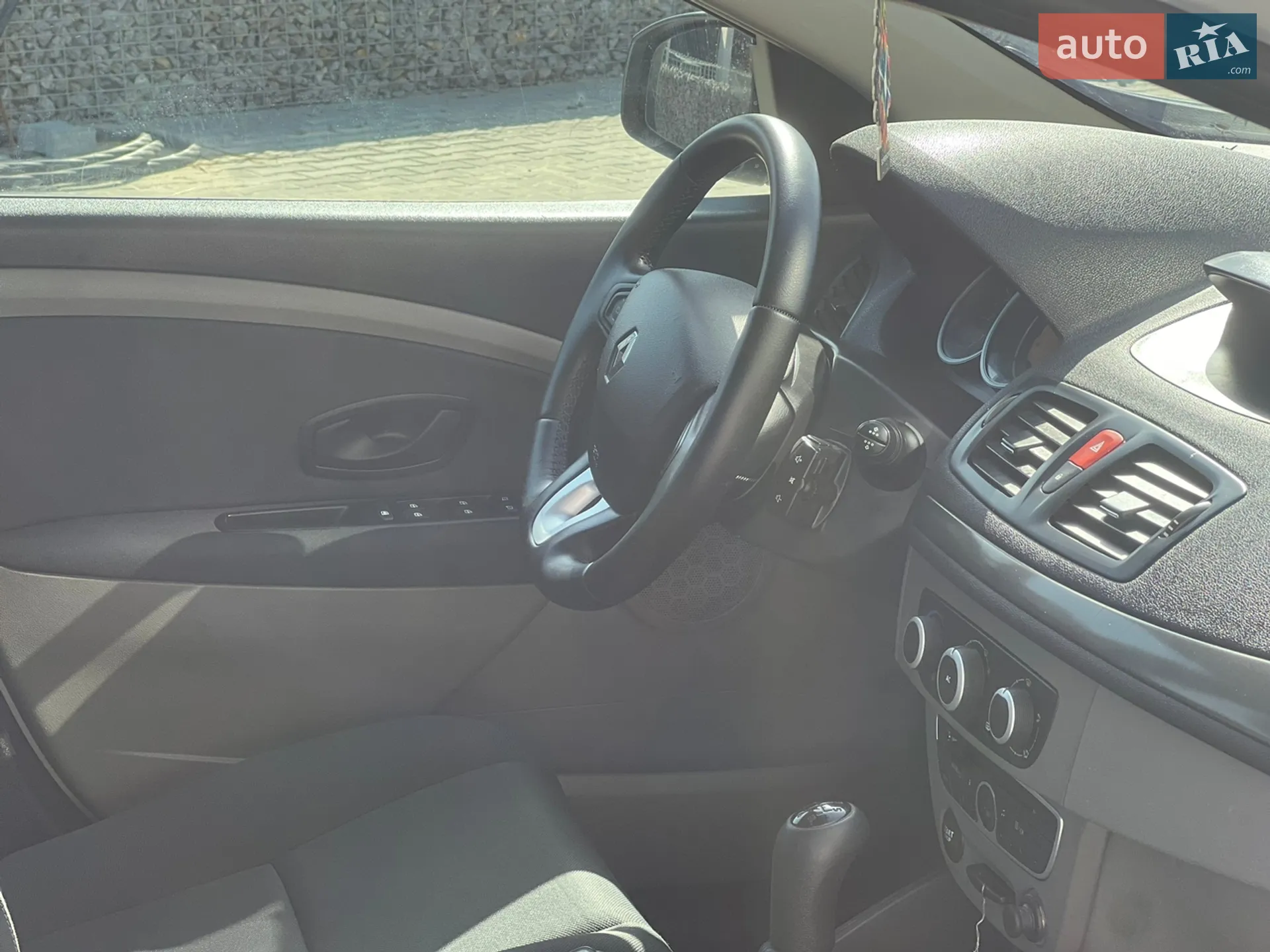 2010 Renault Megane - мініатюра 36