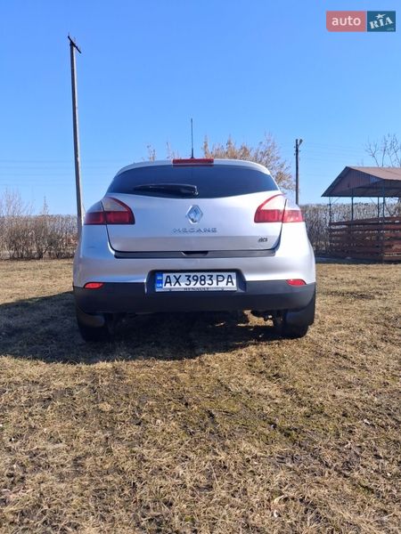 Хетчбек Renault Megane 2011 в Валках