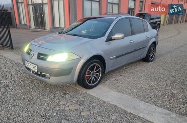 Седан Renault Megane 2003 в Тячеве
