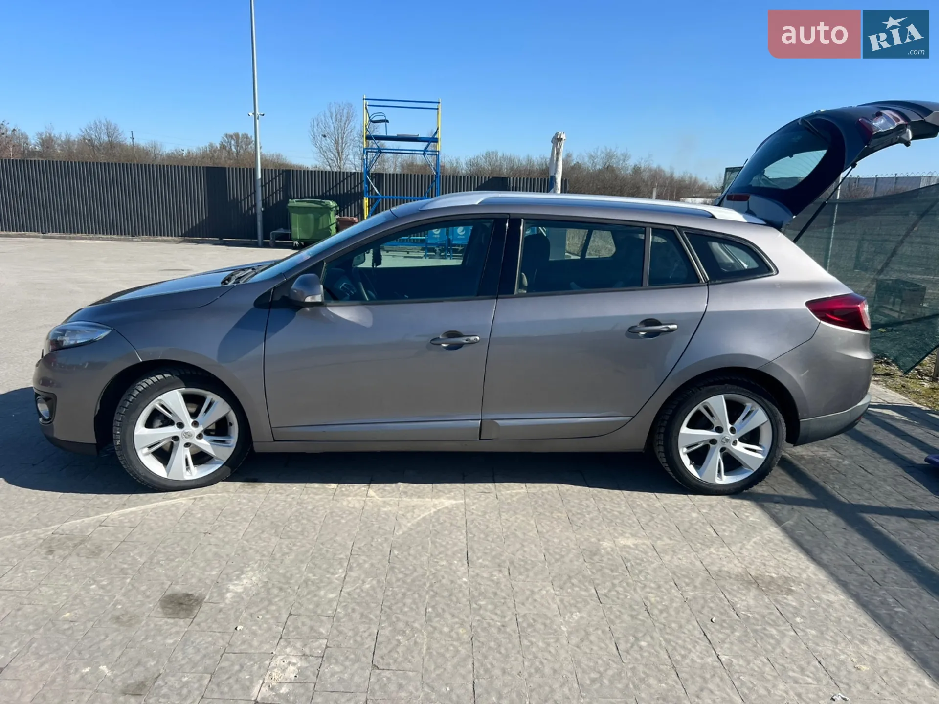 2012 Renault Megane - мініатюра 2