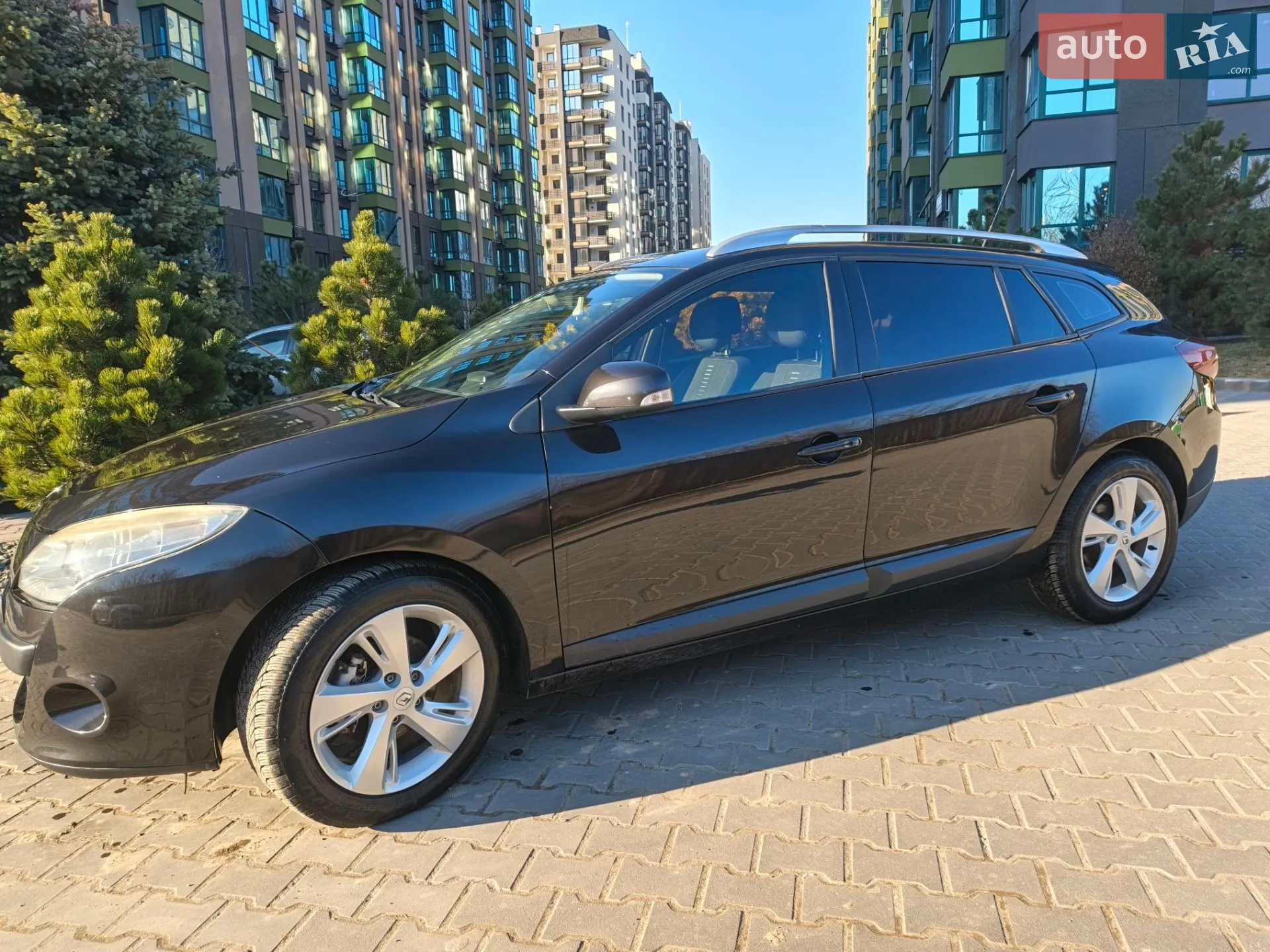 2010 Renault Megane - мініатюра 25