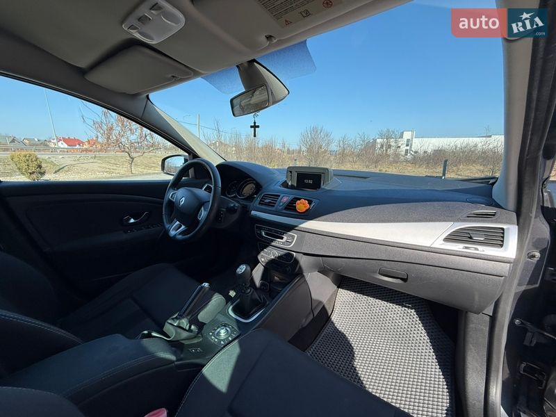Универсал Renault Megane 2011 в Стрые фото 29 Универсал Renault Megane 2011 в Стрые