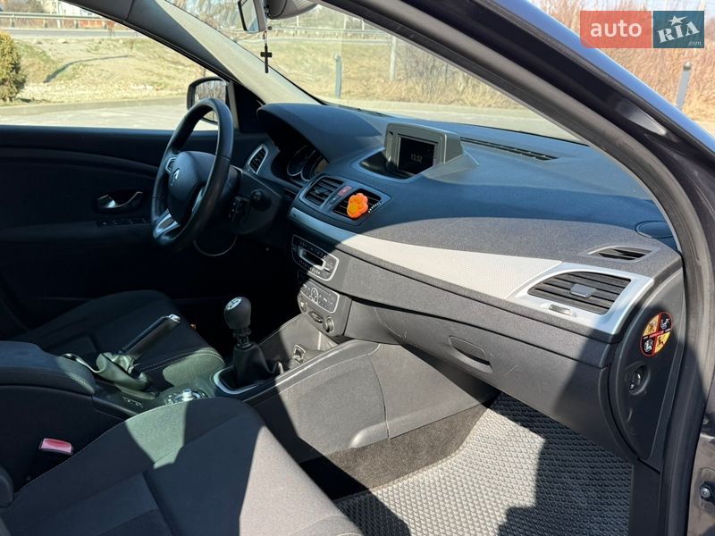 Универсал Renault Megane 2011 в Стрые фото 31 Универсал Renault Megane 2011 в Стрые