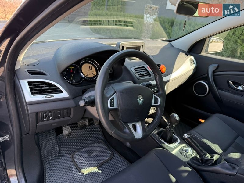 Универсал Renault Megane 2011 в Стрые фото 41 Универсал Renault Megane 2011 в Стрые