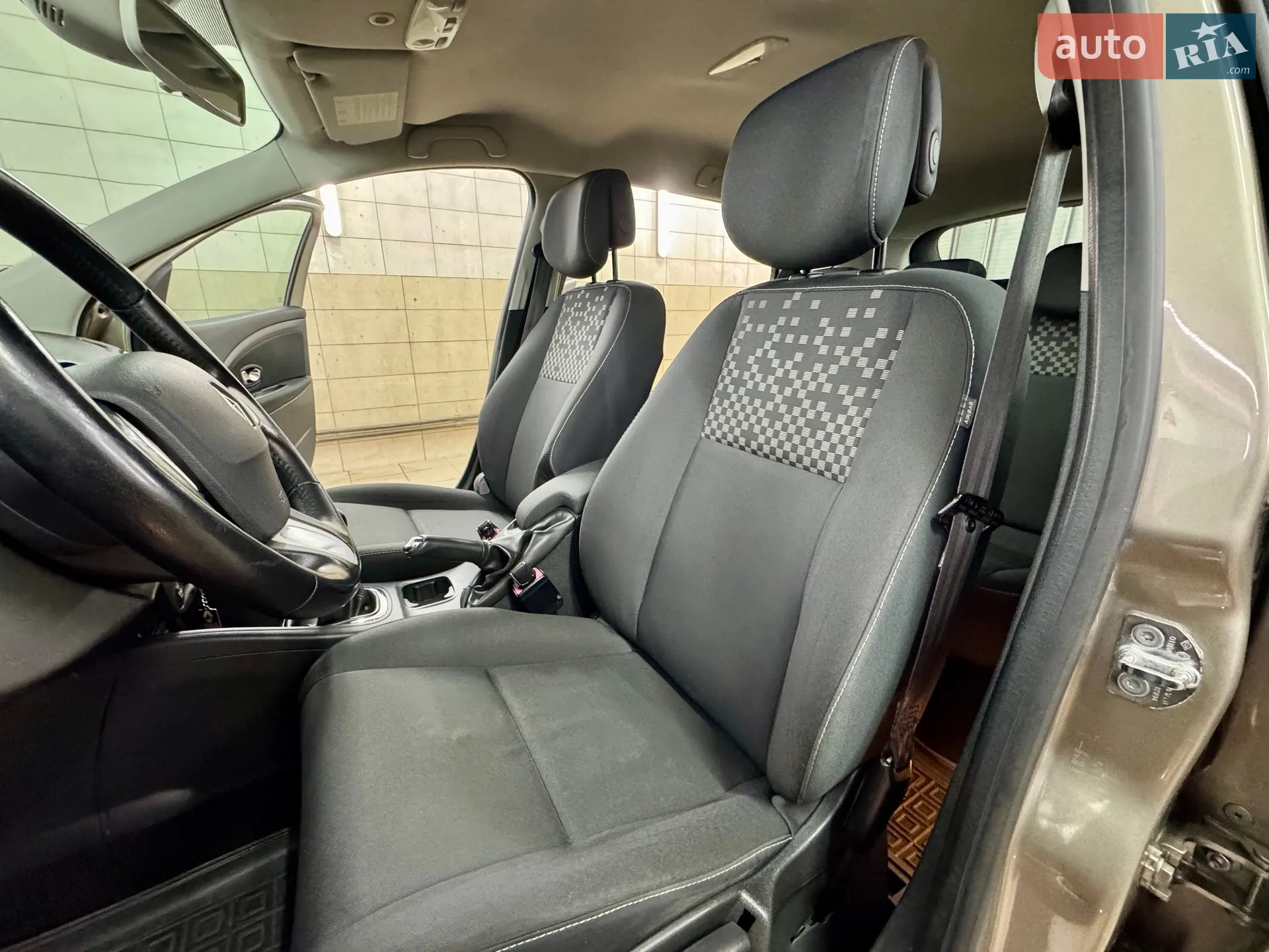 2012 Renault Megane - мініатюра 19