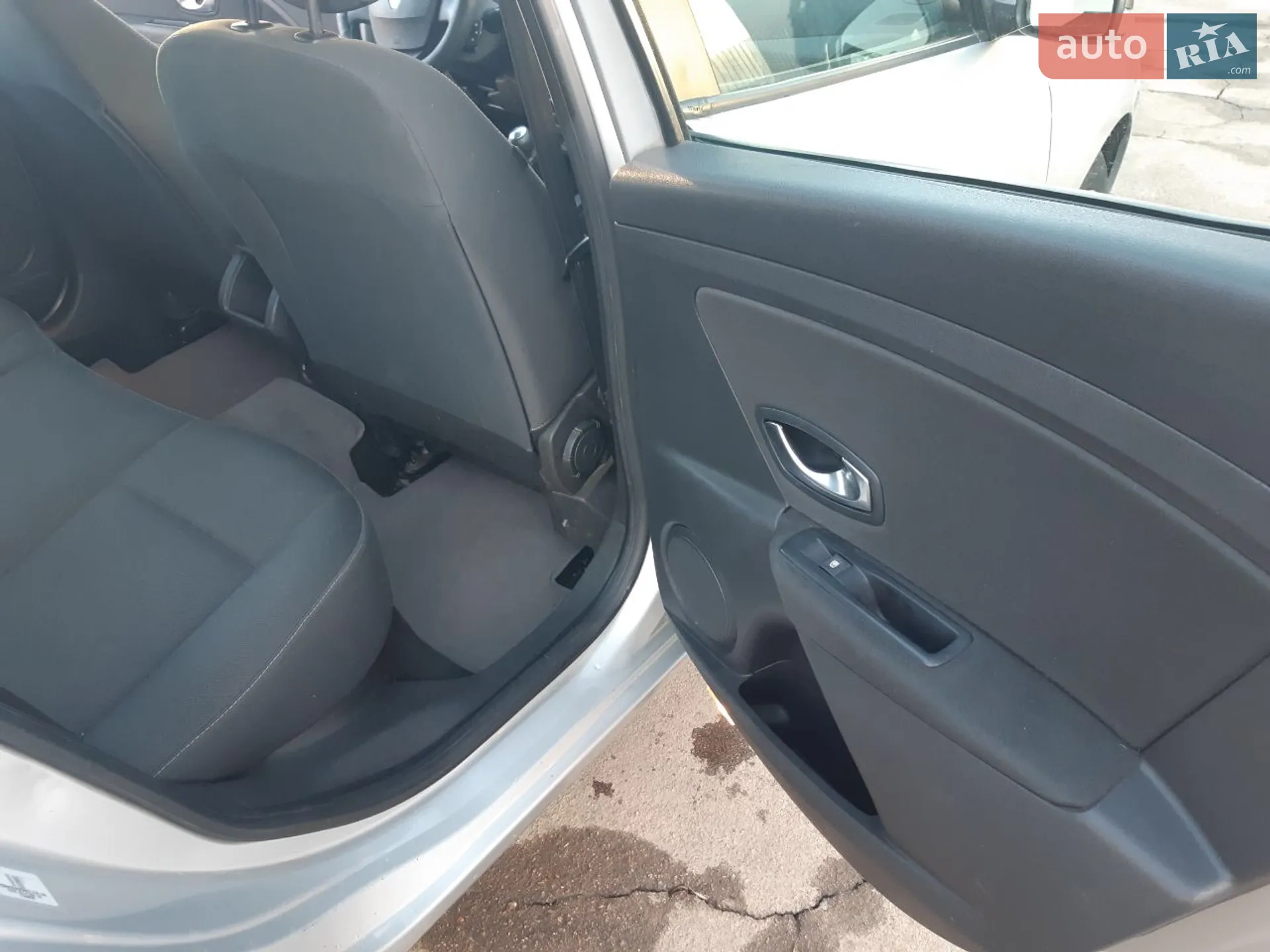2010 Renault Megane - мініатюра 30