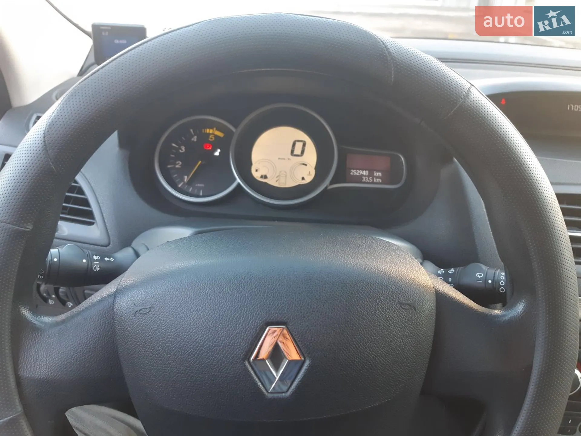 2010 Renault Megane - мініатюра 38