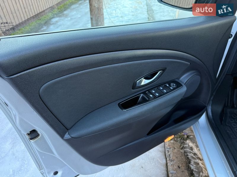 Хэтчбек Renault Megane 2011 в Киеве