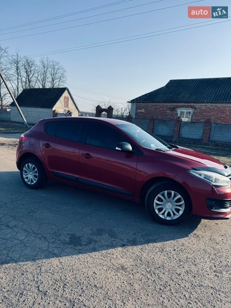 Хэтчбек Renault Megane 2014 в Устиновке