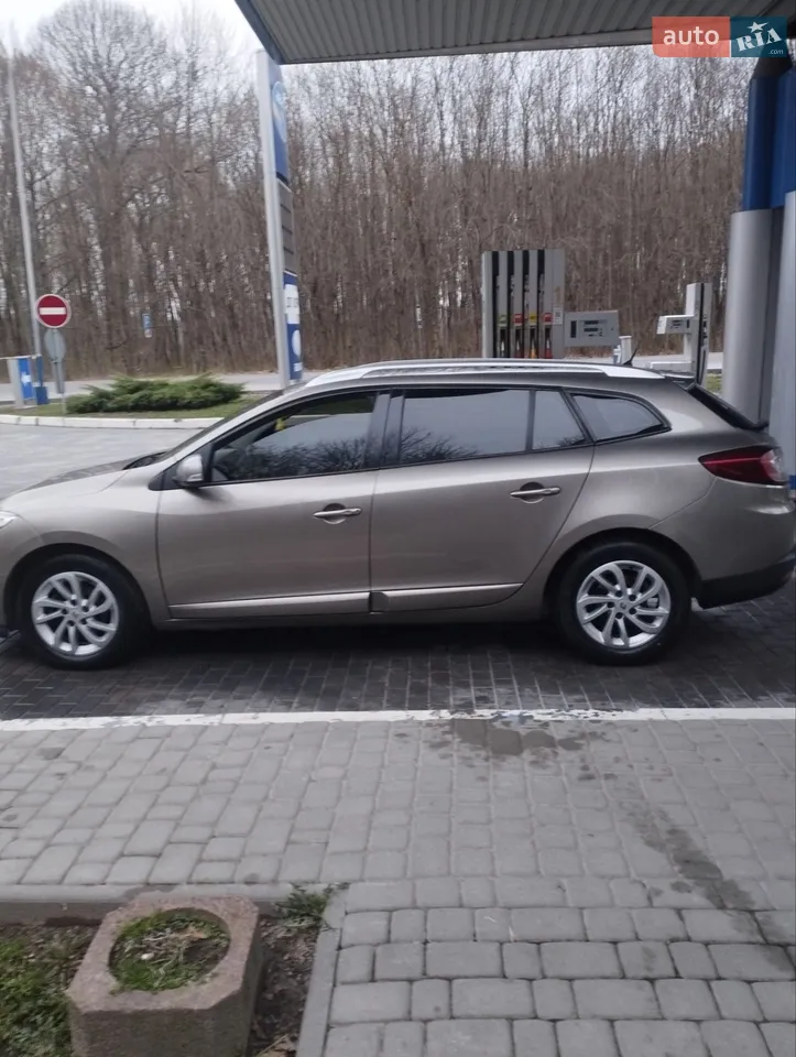 2012 Renault Megane - мініатюра 24
