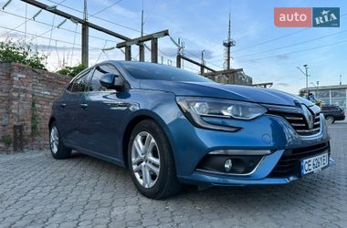 Хетчбек Renault Megane 2016 в Чернівцях