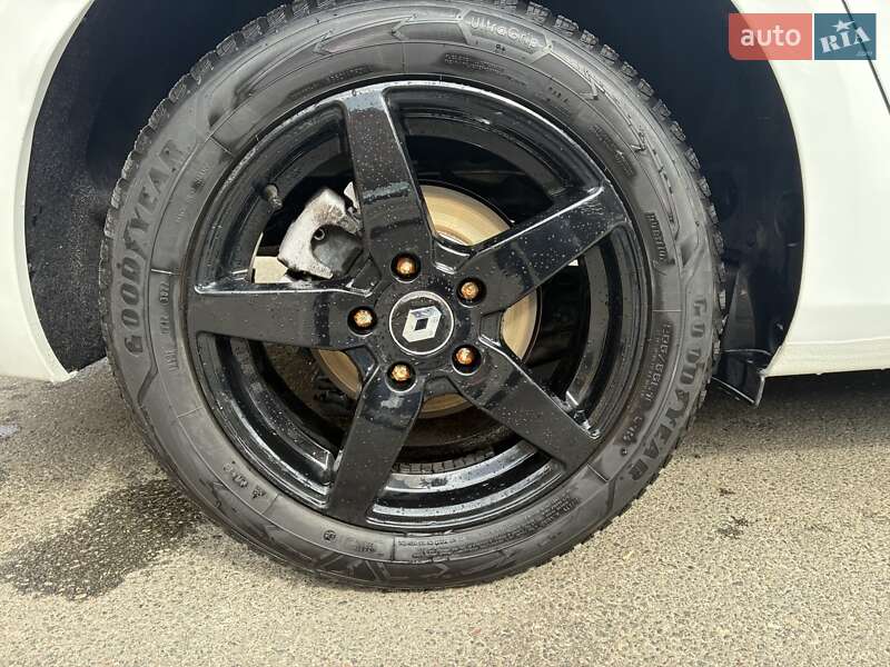 Универсал Renault Megane 2021 в Киеве фото 43 Универсал Renault Megane 2021 в Киеве