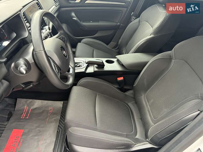 Универсал Renault Megane 2021 в Киеве фото 77 Универсал Renault Megane 2021 в Киеве