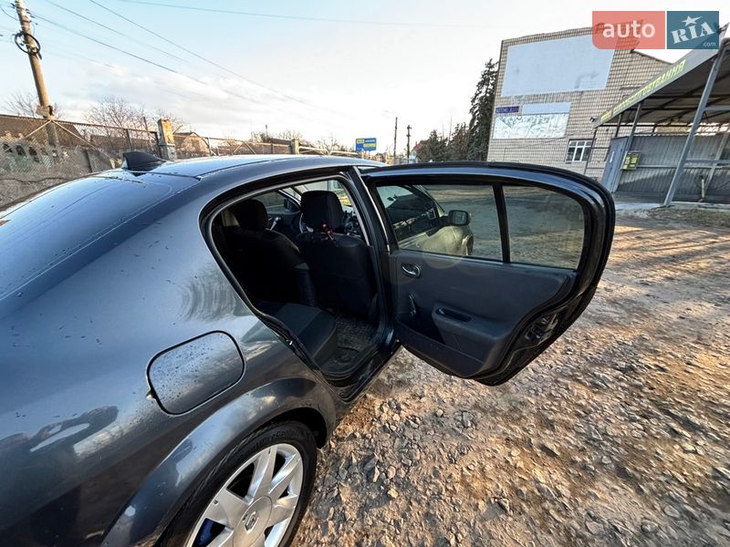 Седан Renault Megane 2007 в Києві фото 16 Седан Renault Megane 2007 в Києві