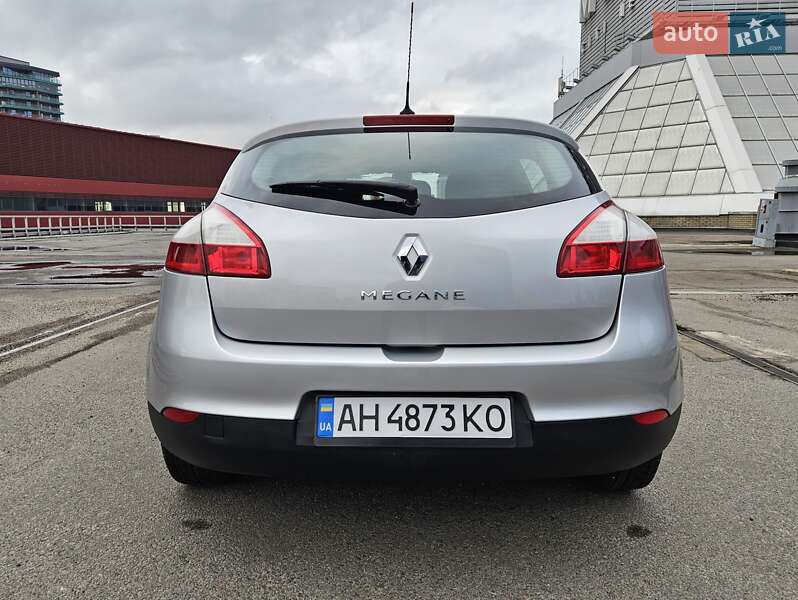 Хэтчбек Renault Megane 2010 в Днепре
