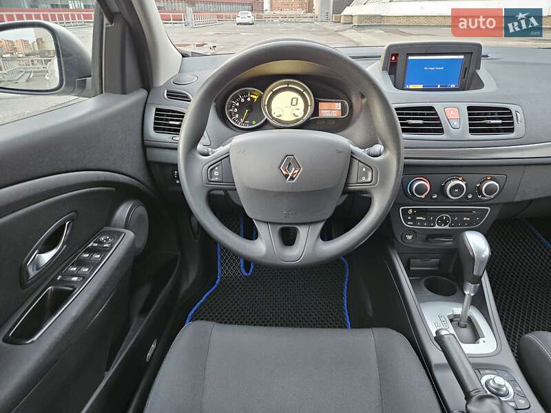 Хэтчбек Renault Megane 2010 в Днепре