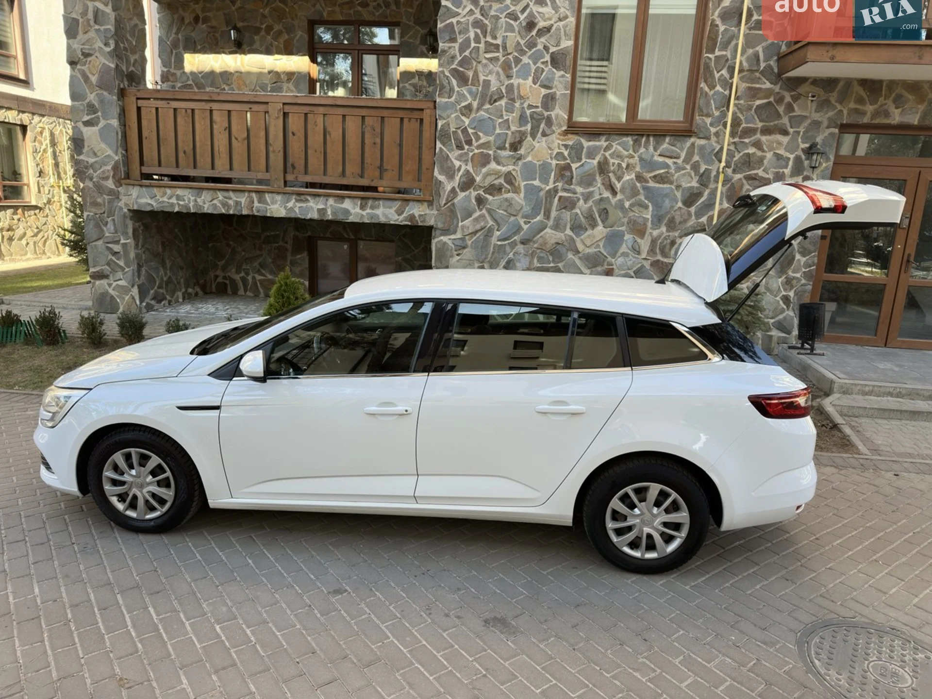 2017 Renault Megane - мініатюра 15