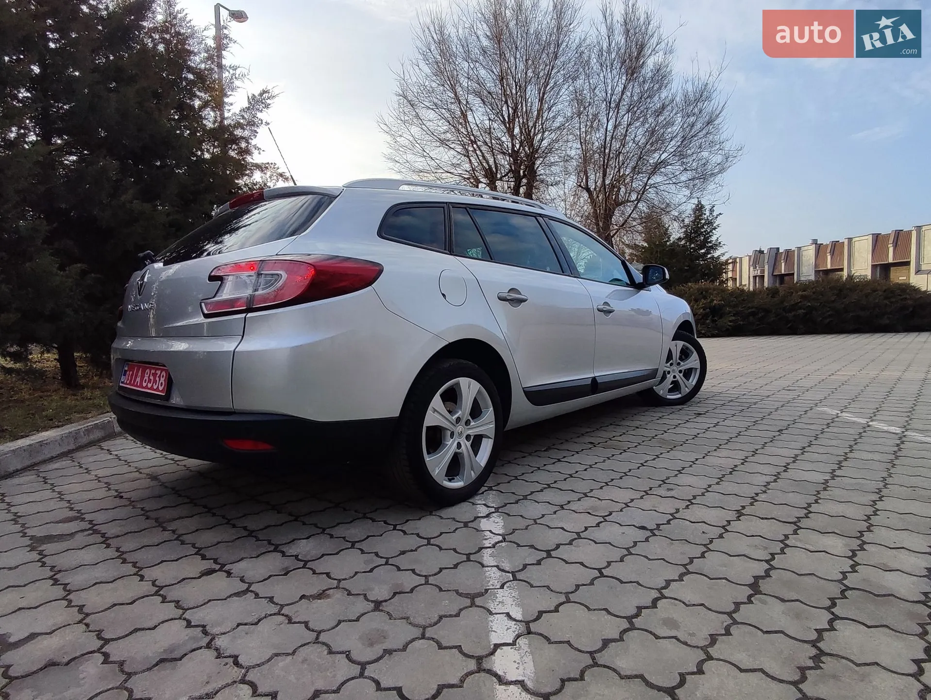 2010 Renault Megane - мініатюра 17