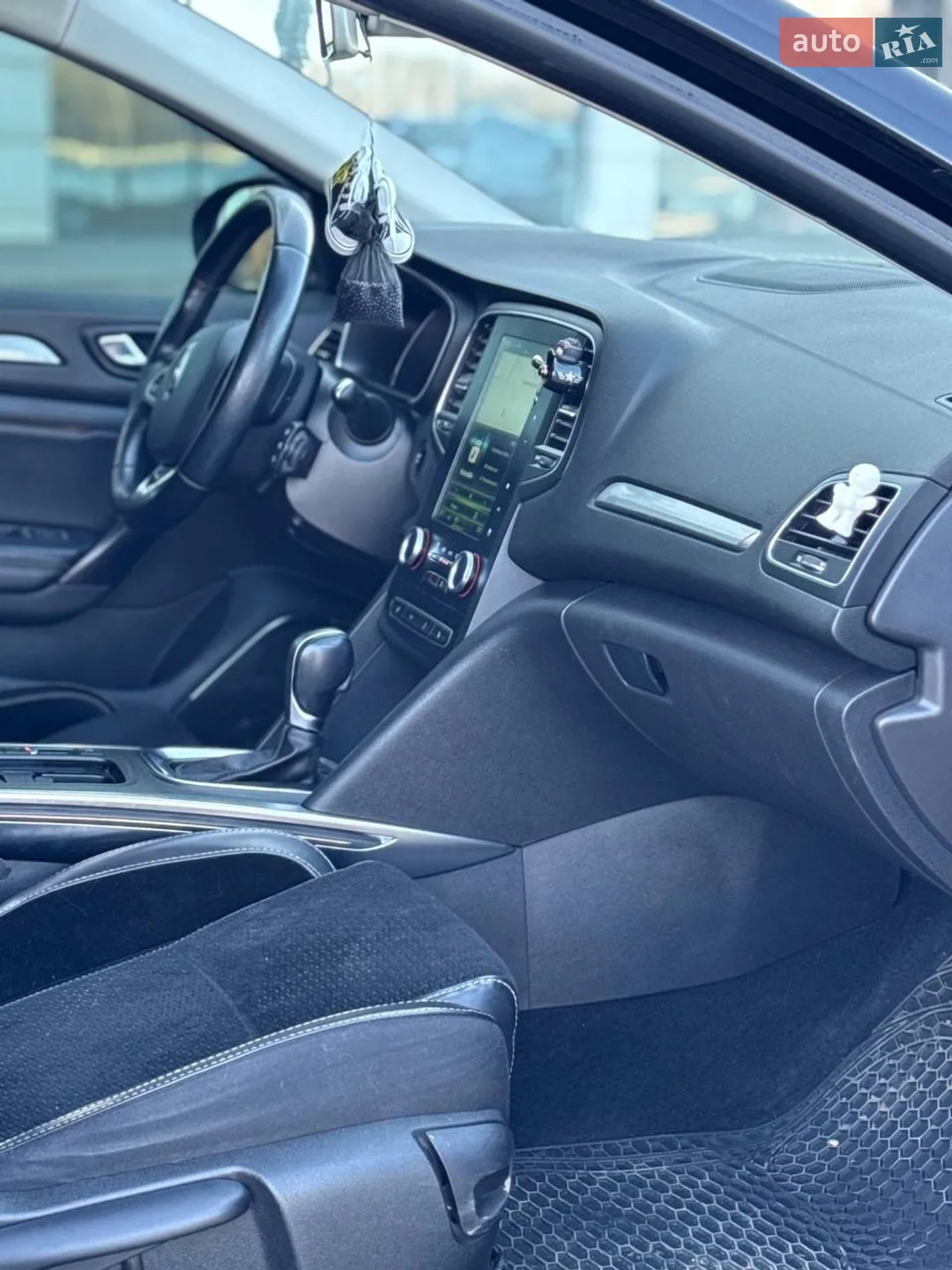2017 Renault Megane - мініатюра 31