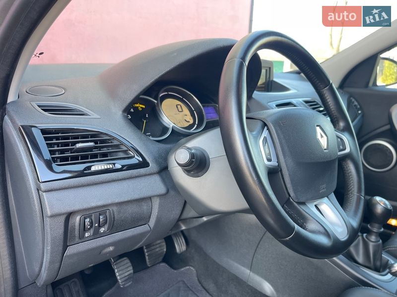 Универсал Renault Megane 2011 в Луцке