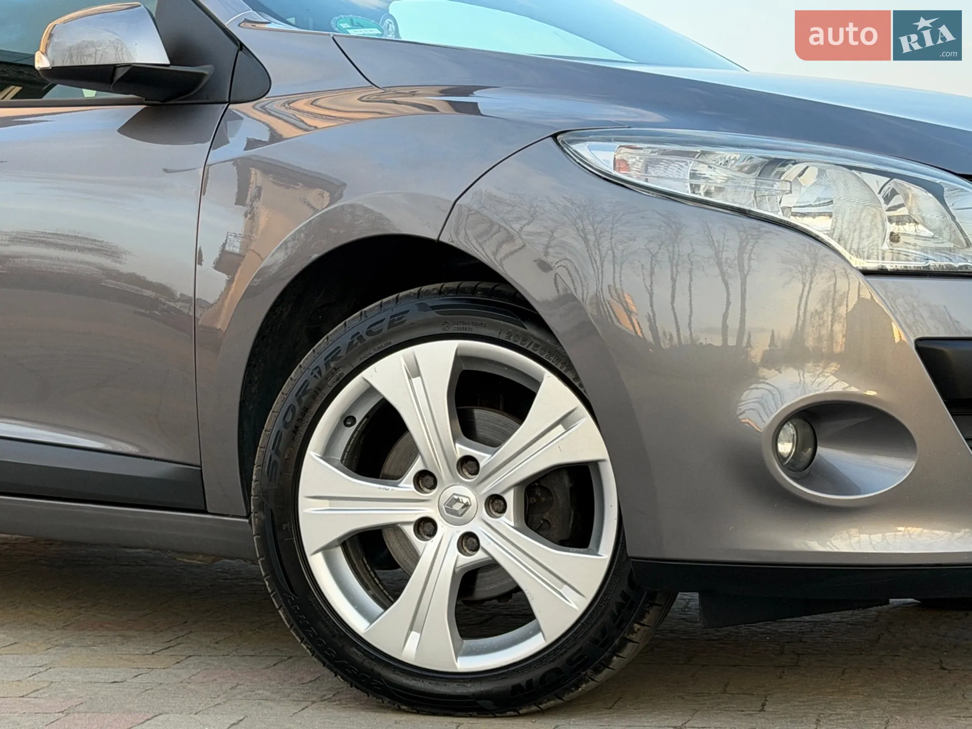 2010 Renault Megane - мініатюра 24