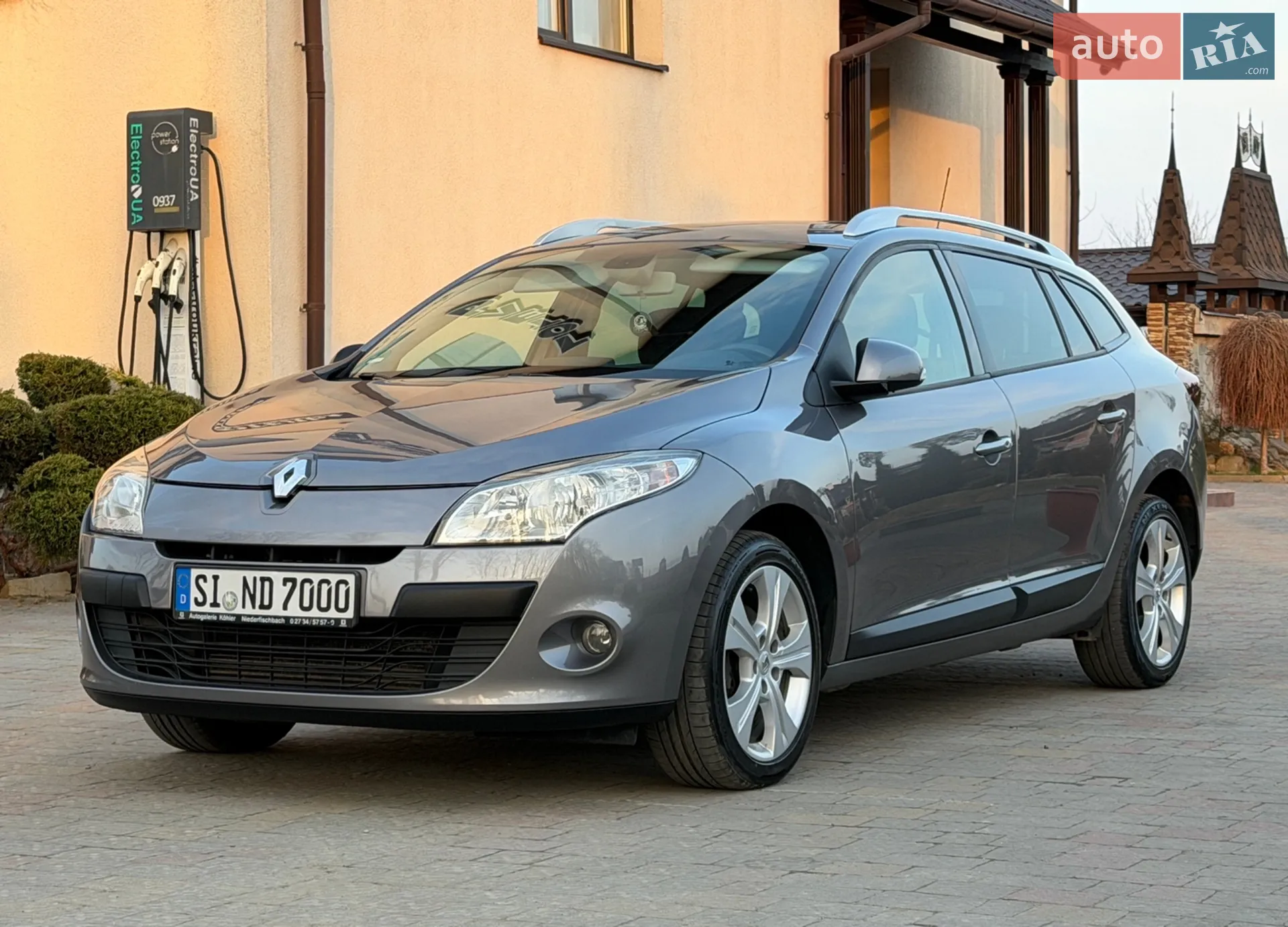 2010 Renault Megane - мініатюра 37