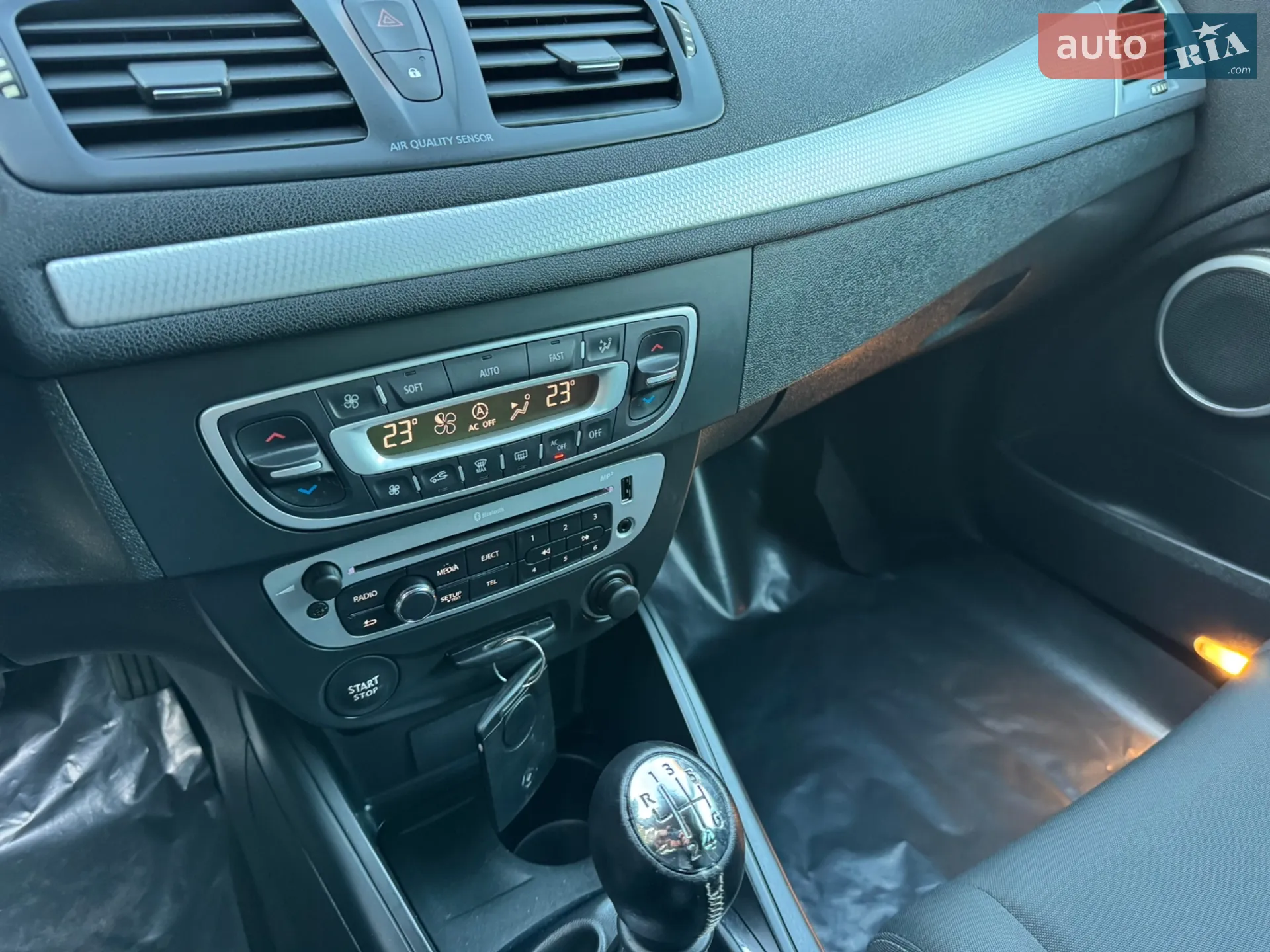 2012 Renault Megane - мініатюра 33