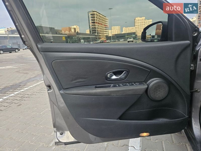 Универсал Renault Megane 2010 в Киеве