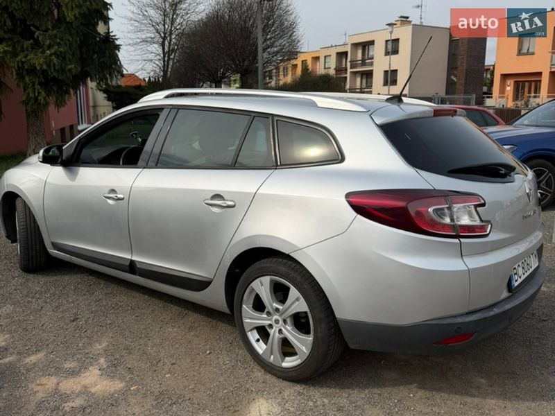 Універсал Renault Megane 2011 в Золочеві