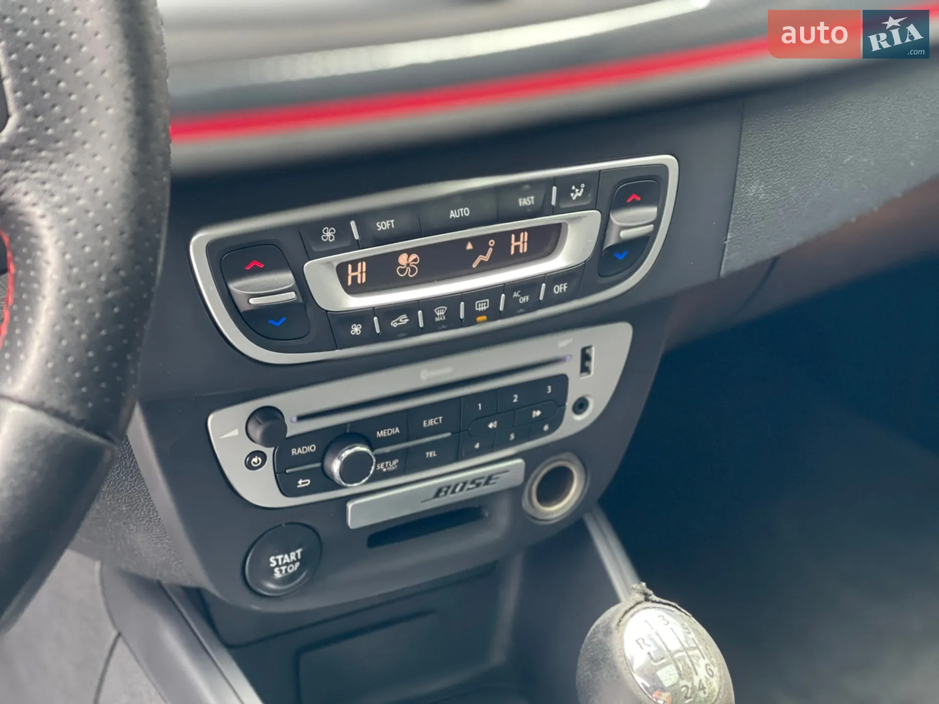 2012 Renault Megane - мініатюра 18