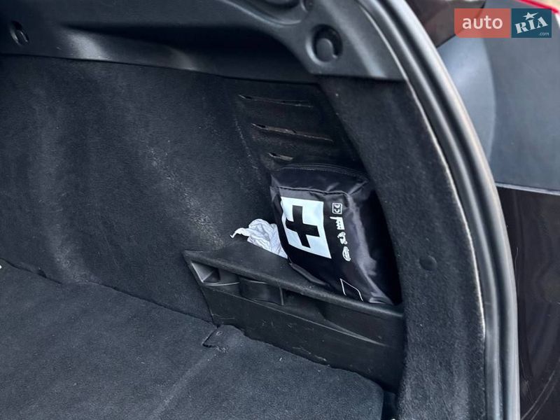 Универсал Renault Megane 2013 в Остроге фото 31 Универсал Renault Megane 2013 в Остроге