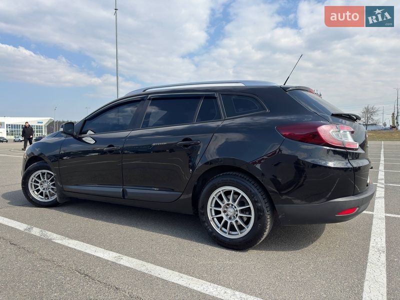 Універсал Renault Megane 2011 в Києві фото 10 Універсал Renault Megane 2011 в Києві