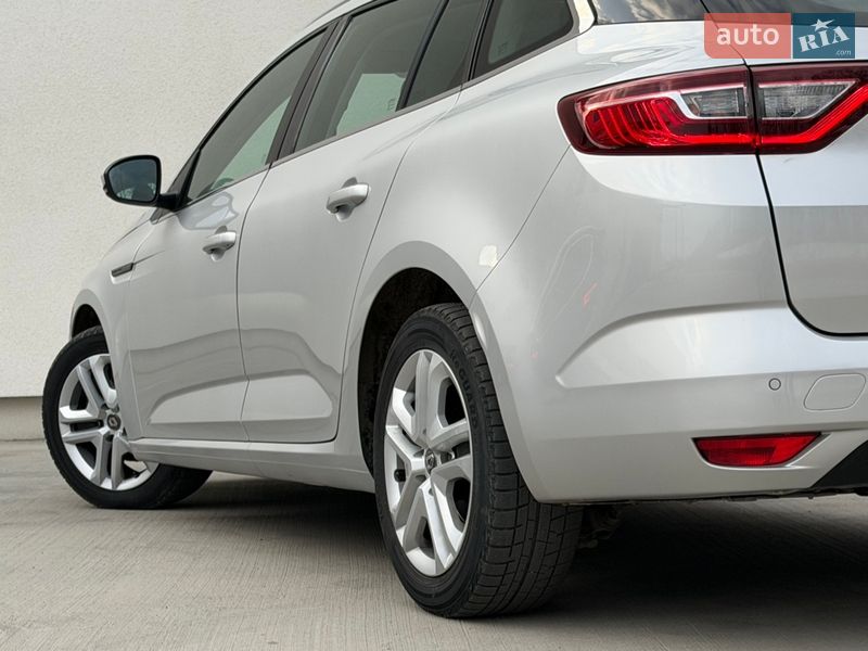 Универсал Renault Megane 2019 в Луцке фото 16 Универсал Renault Megane 2019 в Луцке