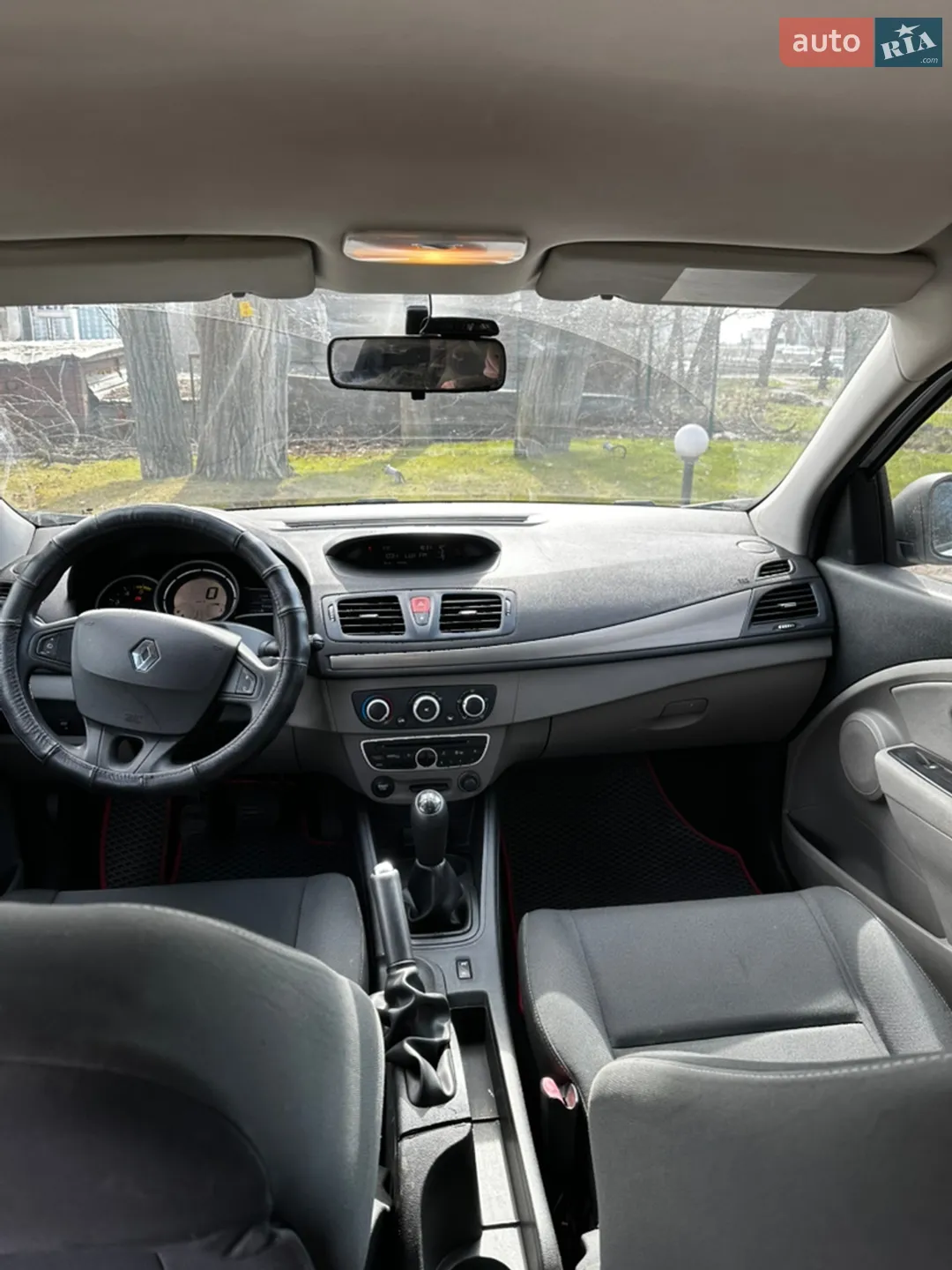 2010 Renault Megane - мініатюра 16
