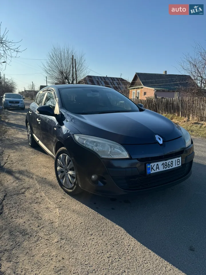 2010 Renault Megane - мініатюра 16