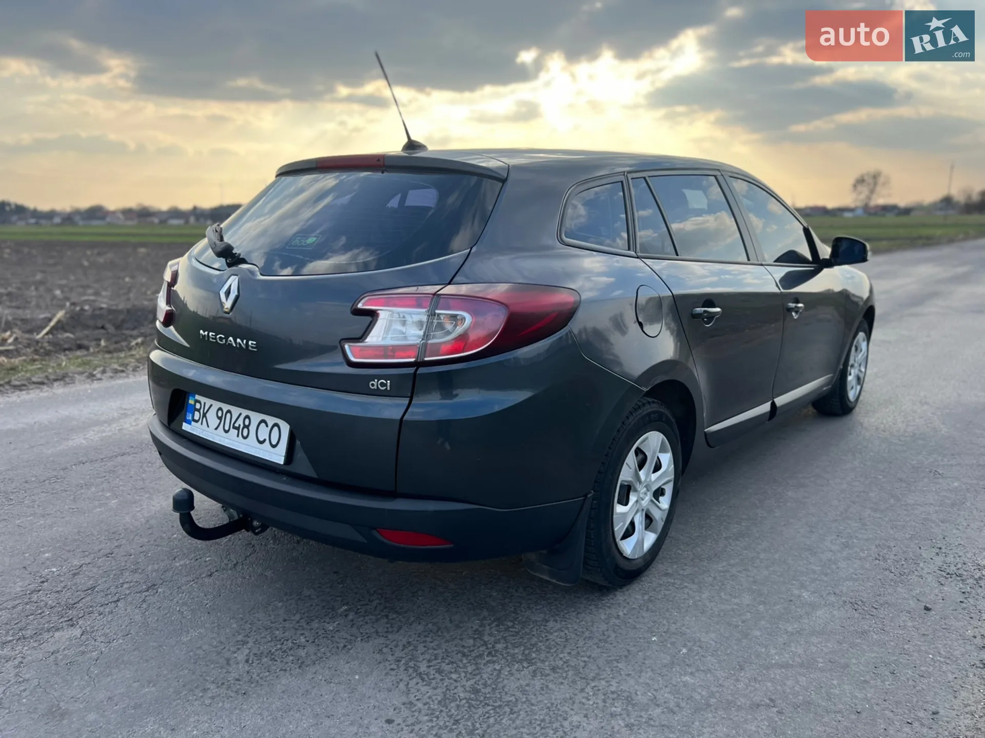 2010 Renault Megane - мініатюра 12