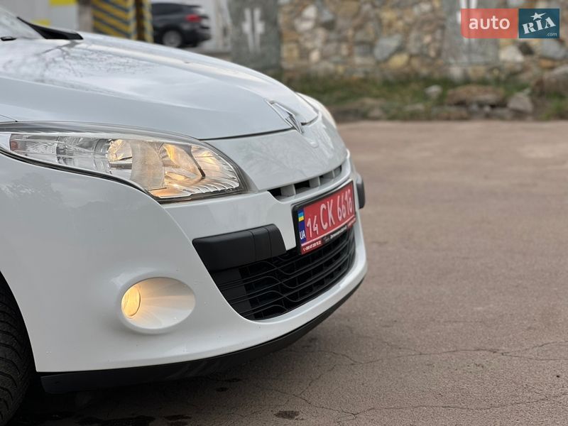 Универсал Renault Megane 2010 в Ивано-Франковске фото 44 Универсал Renault Megane 2010 в Ивано-Франковске